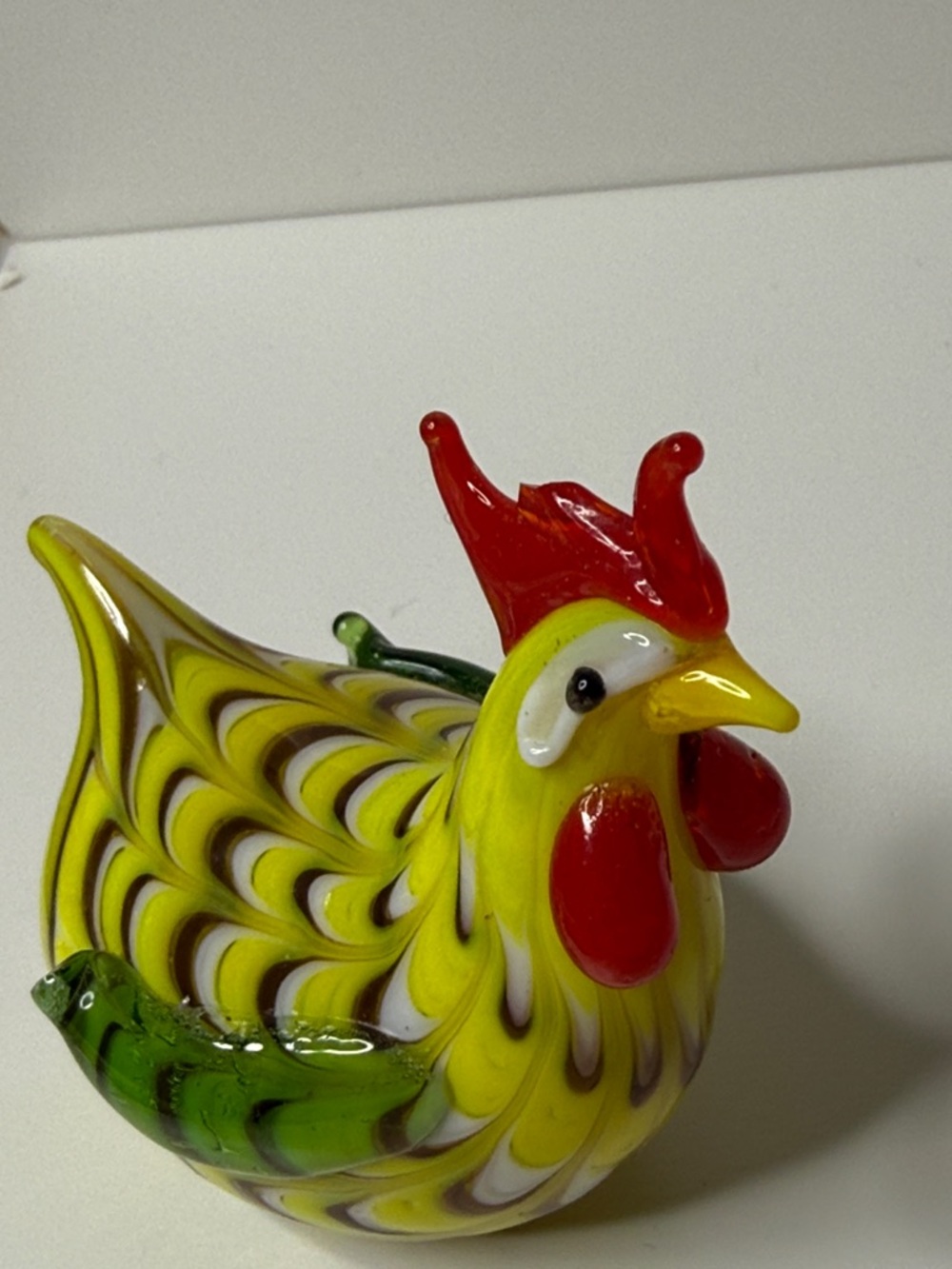 Imperfect Lenox Yellow Glass Chicken Figurine vintage brightly colored glass - Picture 2 of 13